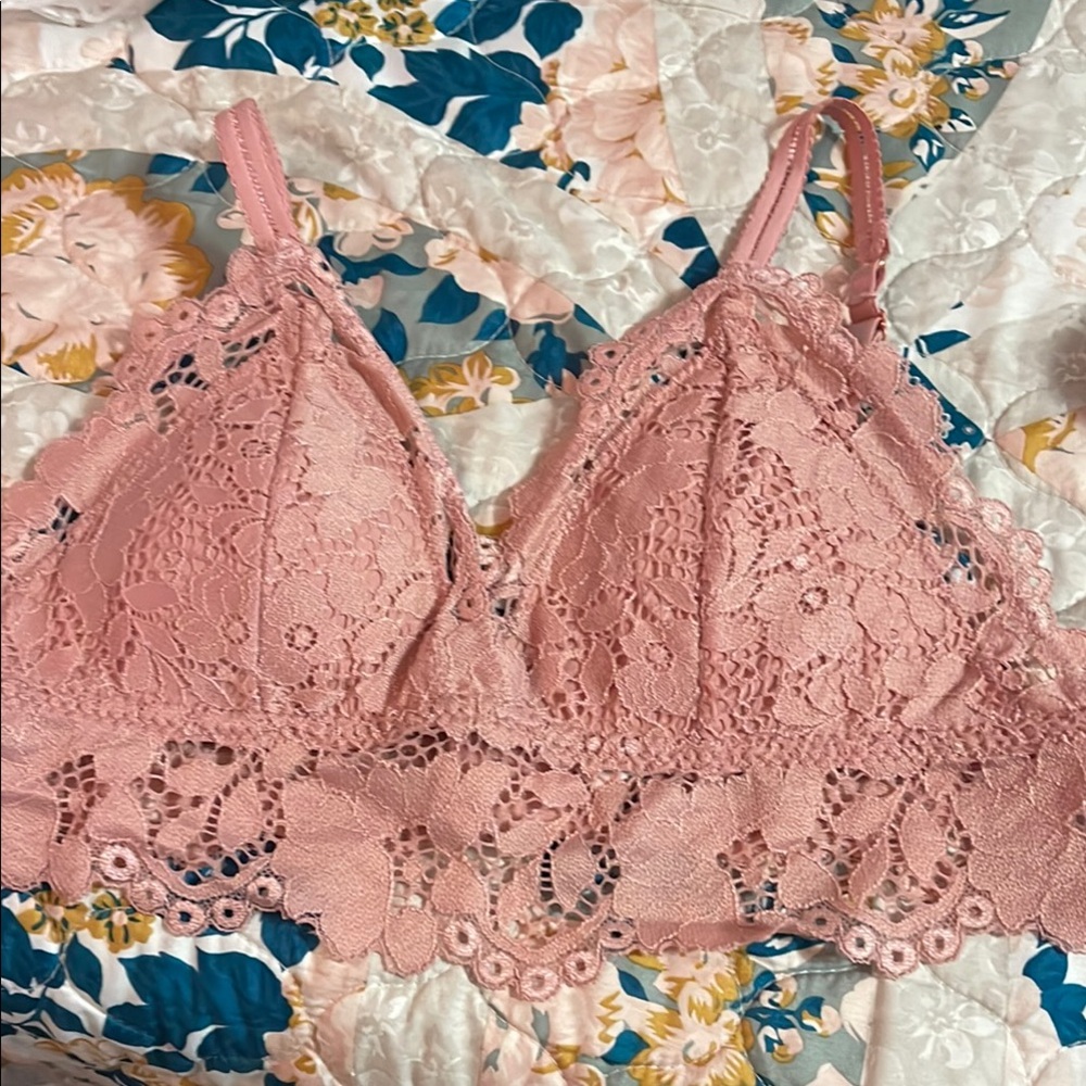 Lace Bralette in Pink